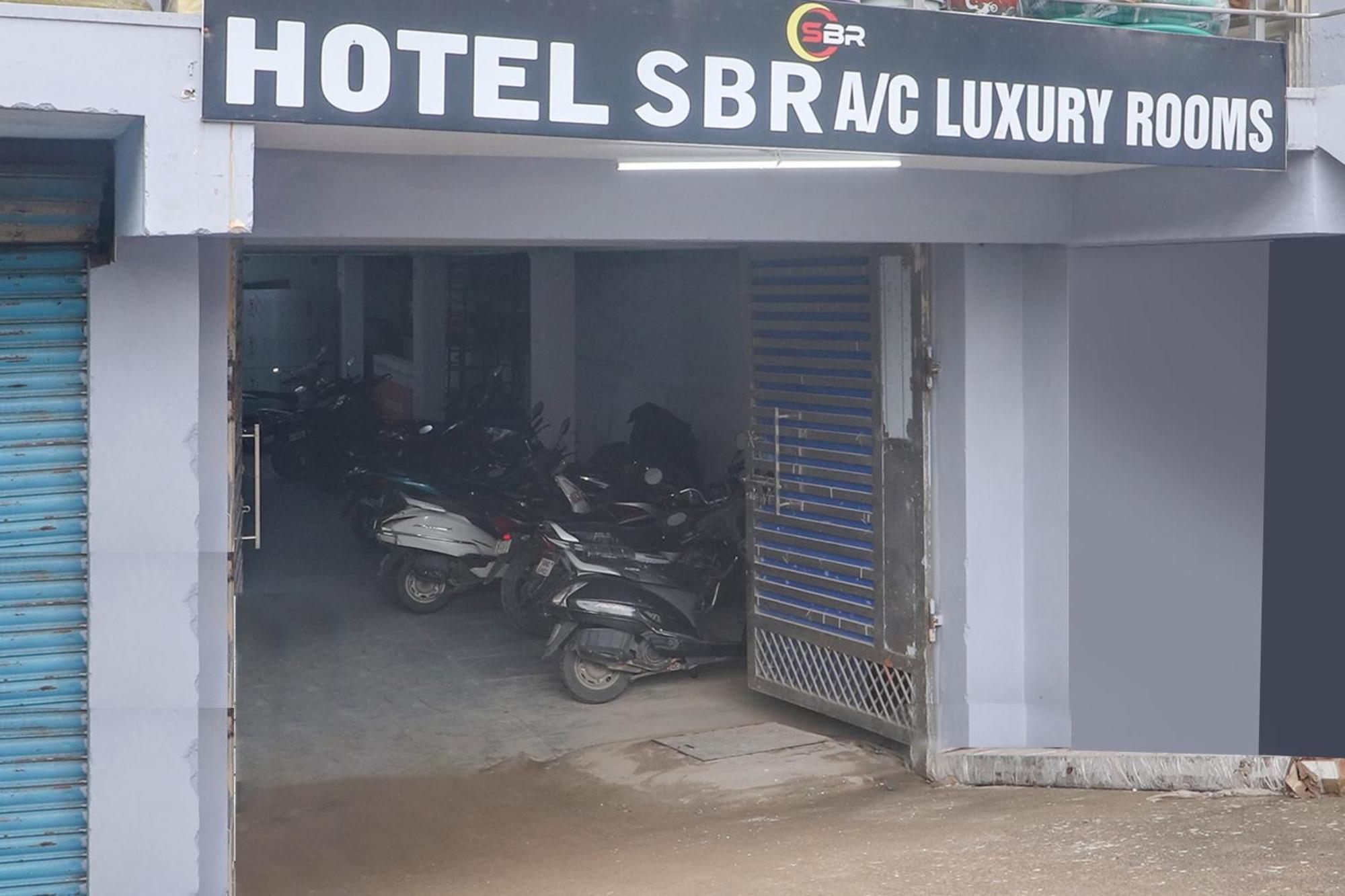 Collection O Sbr Kondapur Near Rto Office Hotel Haidarábád Kültér fotó