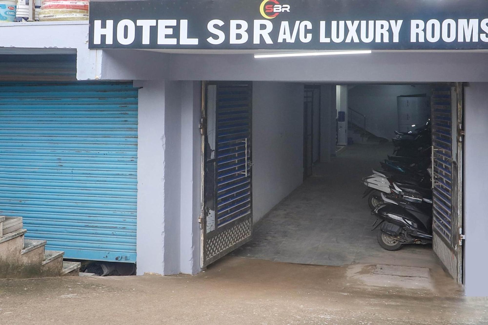 Collection O Sbr Kondapur Near Rto Office Hotel Haidarábád Kültér fotó
